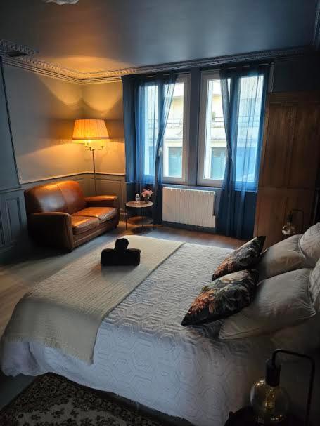 Appartement Chic & Baroque 5 Min Centre Ville Et Bord De Vienne Limoges Bagian luar foto